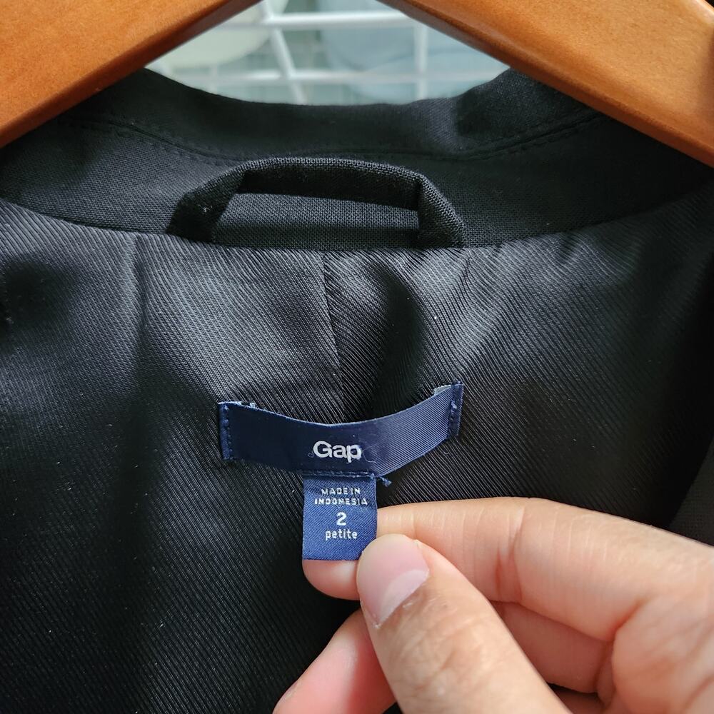 Gap Basic Black Blazer Suit Jacket With Pockets - image 5